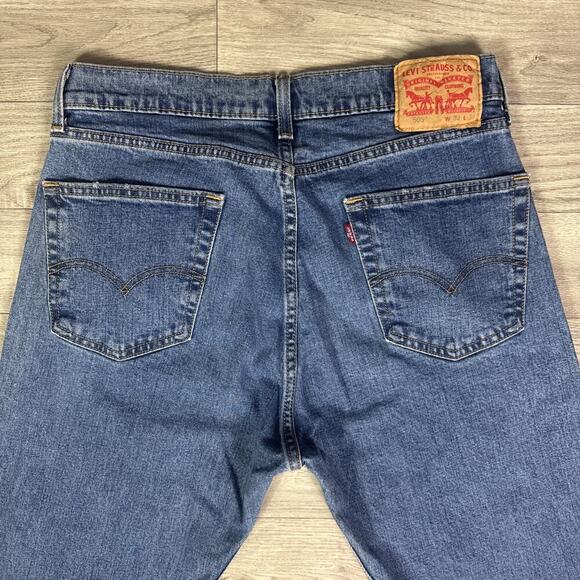 Levi's 505 Regular Fit Straight Leg Denim Jeans Medium Wash sz 33 x 29.5 - Picture 6 of 7